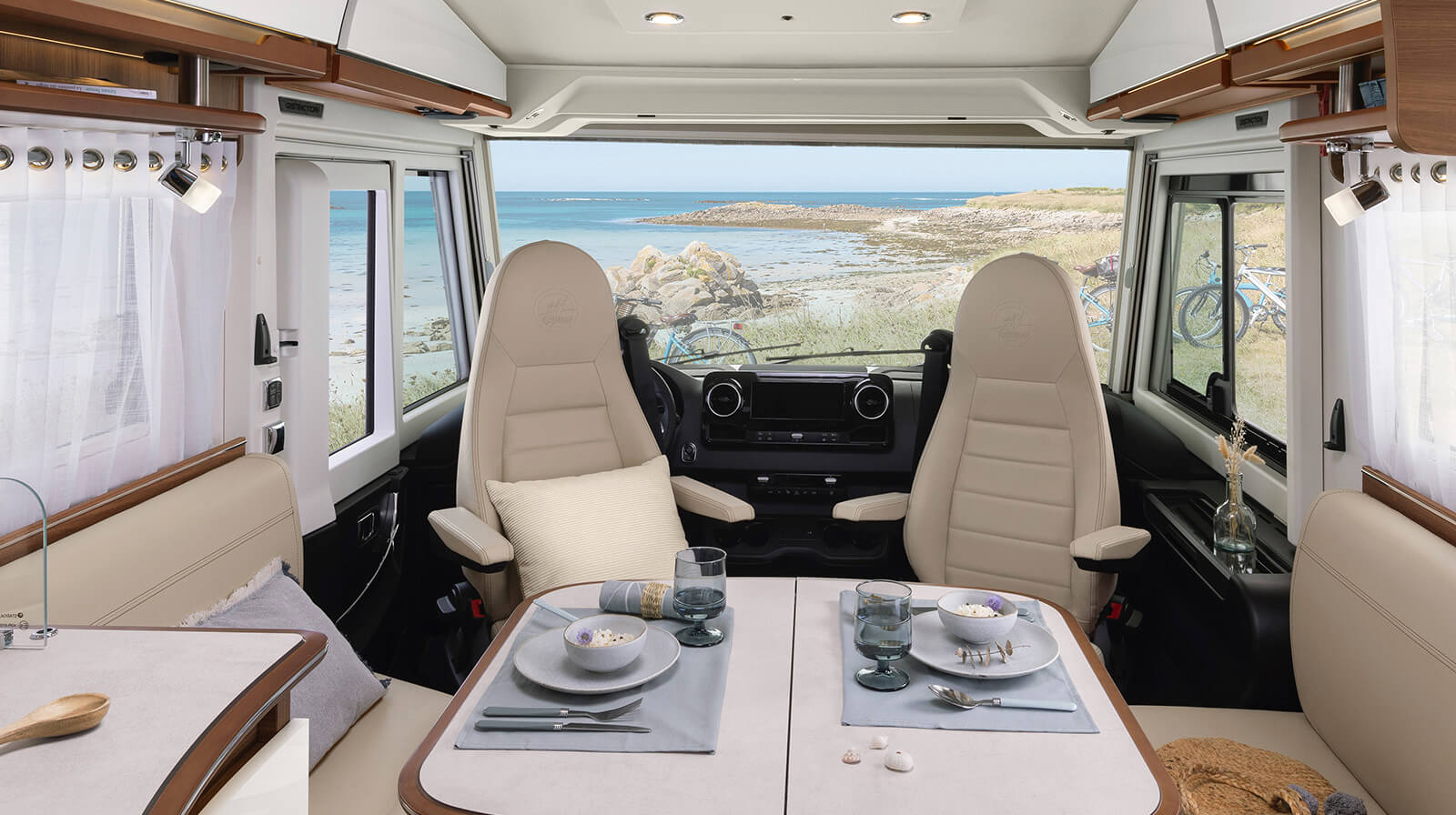 Interior photos RAPIDO Husbilar i66M