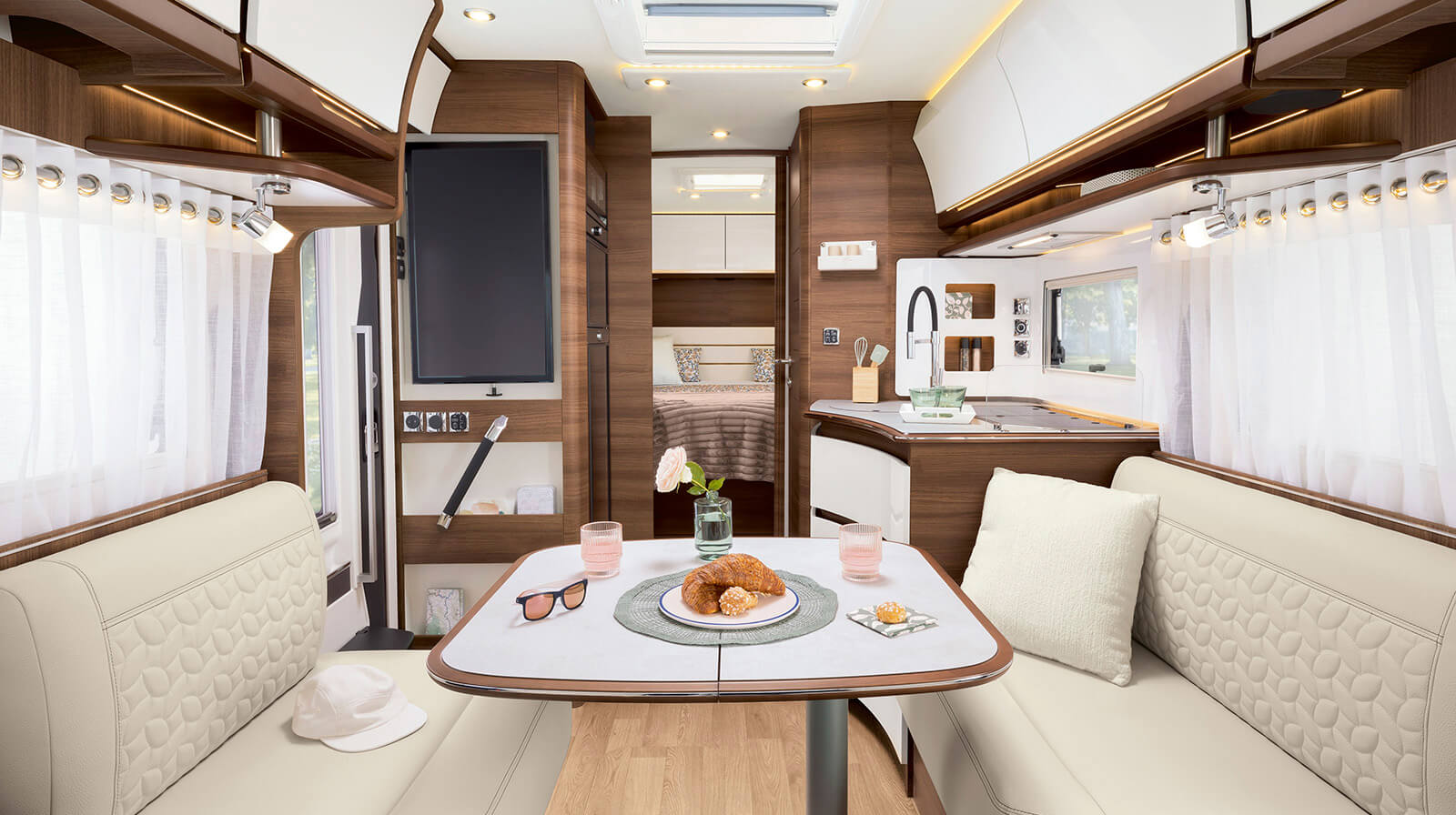 Interior photos RAPIDO Husbilar i96M ALDE