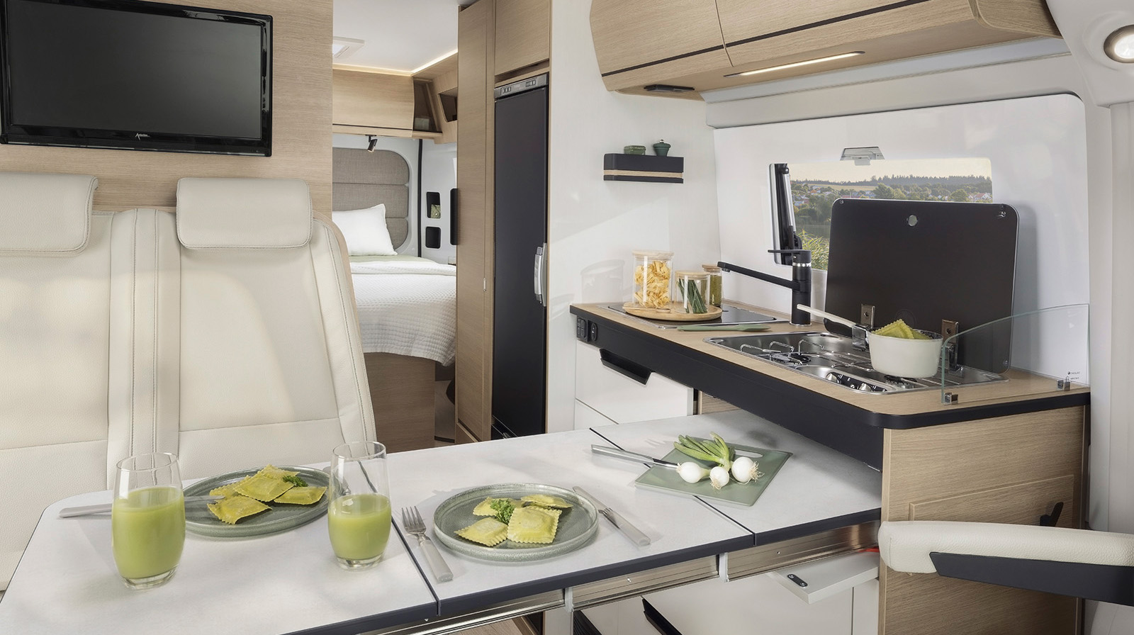 Interior photos RAPIDO Husbilar V64